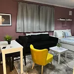 Spacious Room Near The Center